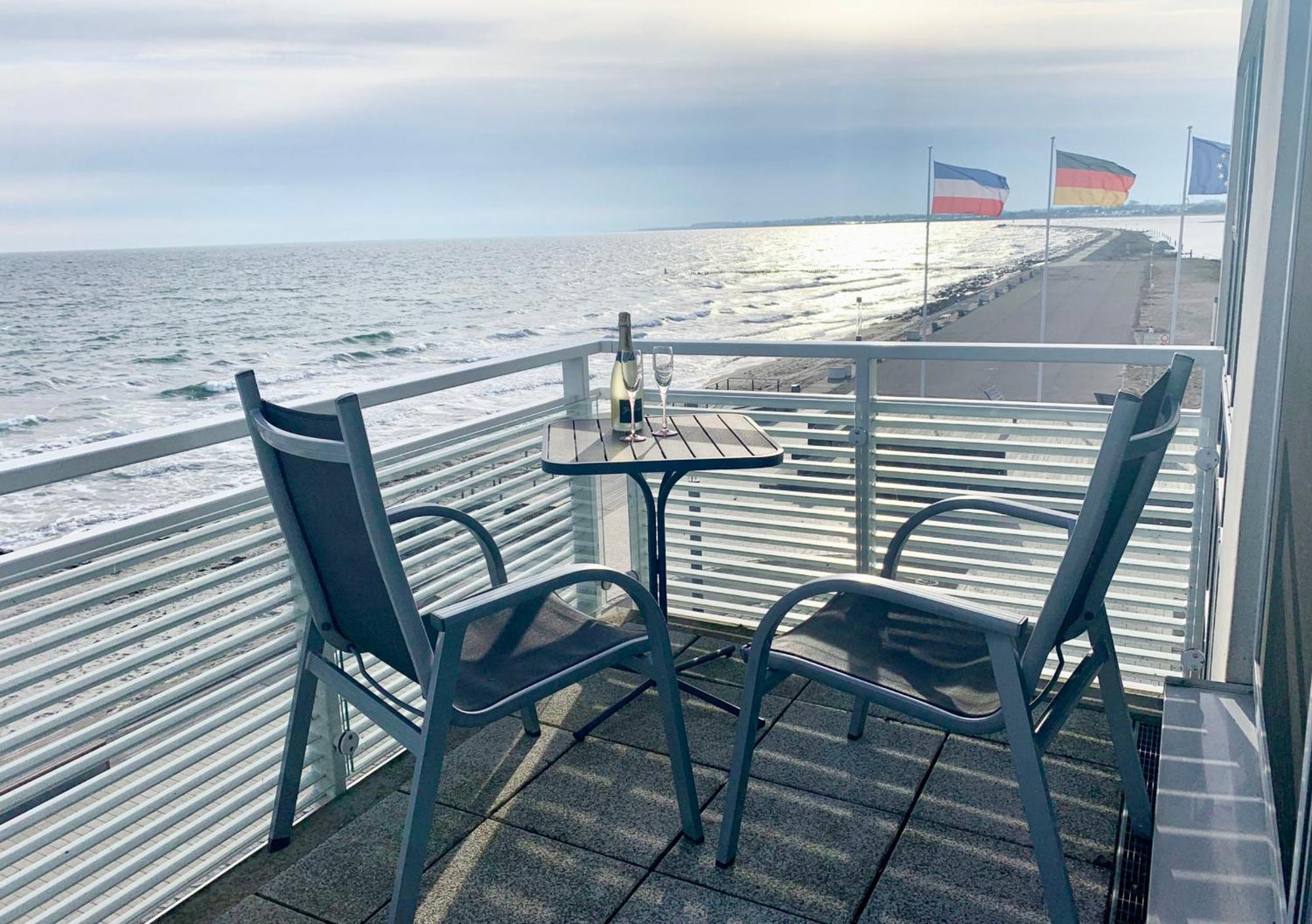 Haus Zur Mole - Morgenstern Apartment Großenbrode Екстериор снимка